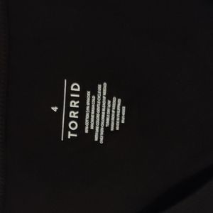 4X Black Torrid Tank
